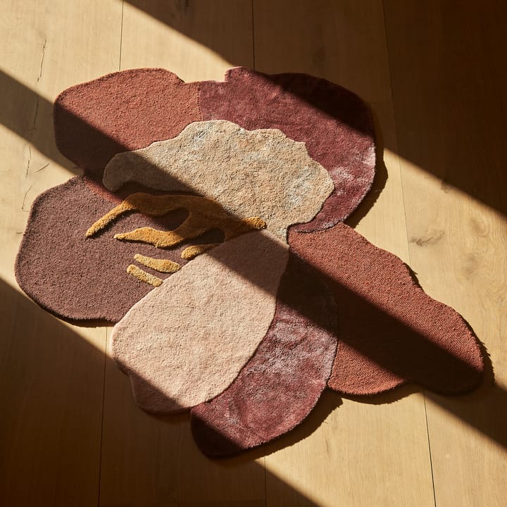 플로레스 러그, 190x150 cm AYTM | 에이와이티엠