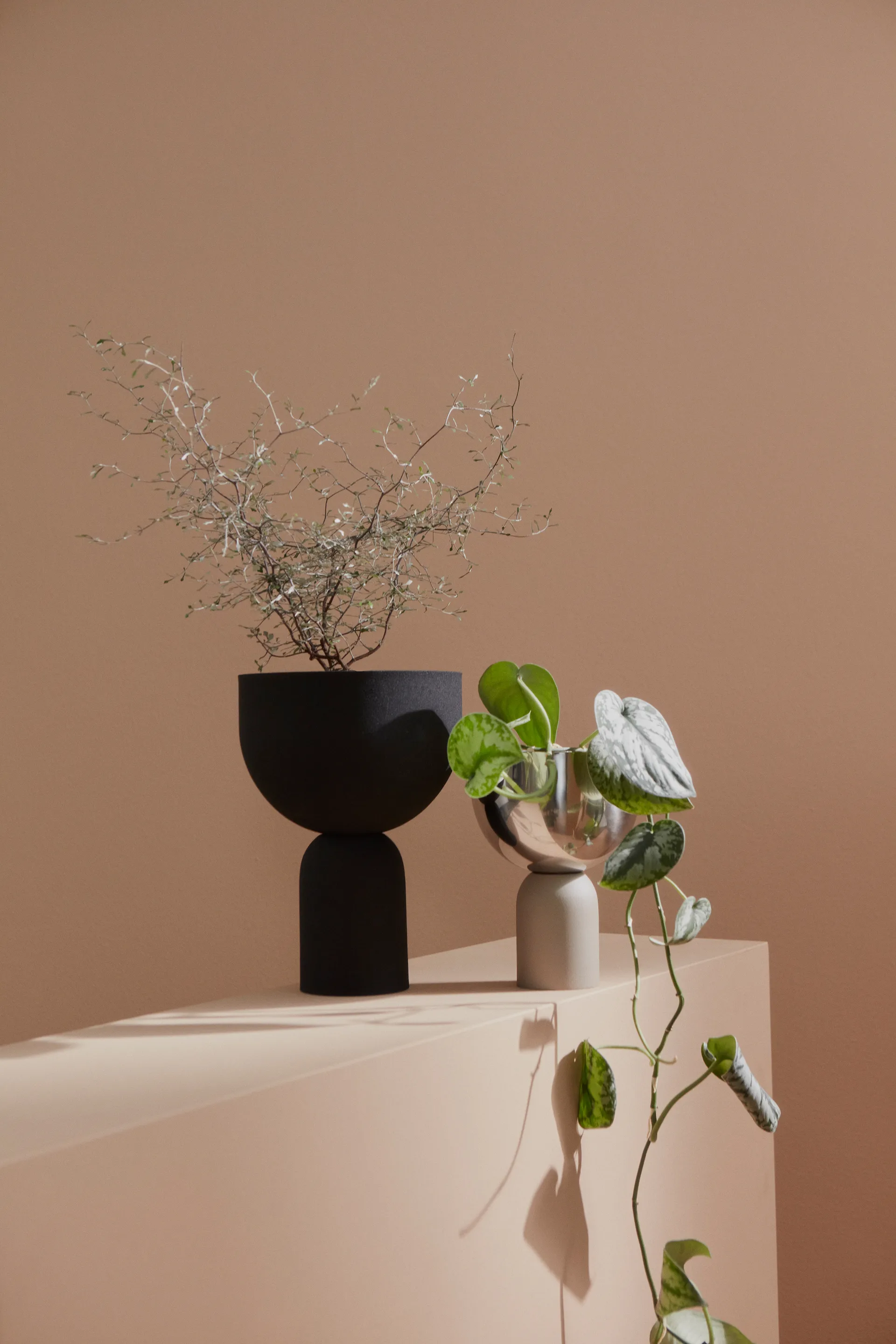 토러스 화분 Ø22 cm, Black-black AYTM | 에이와이티엠