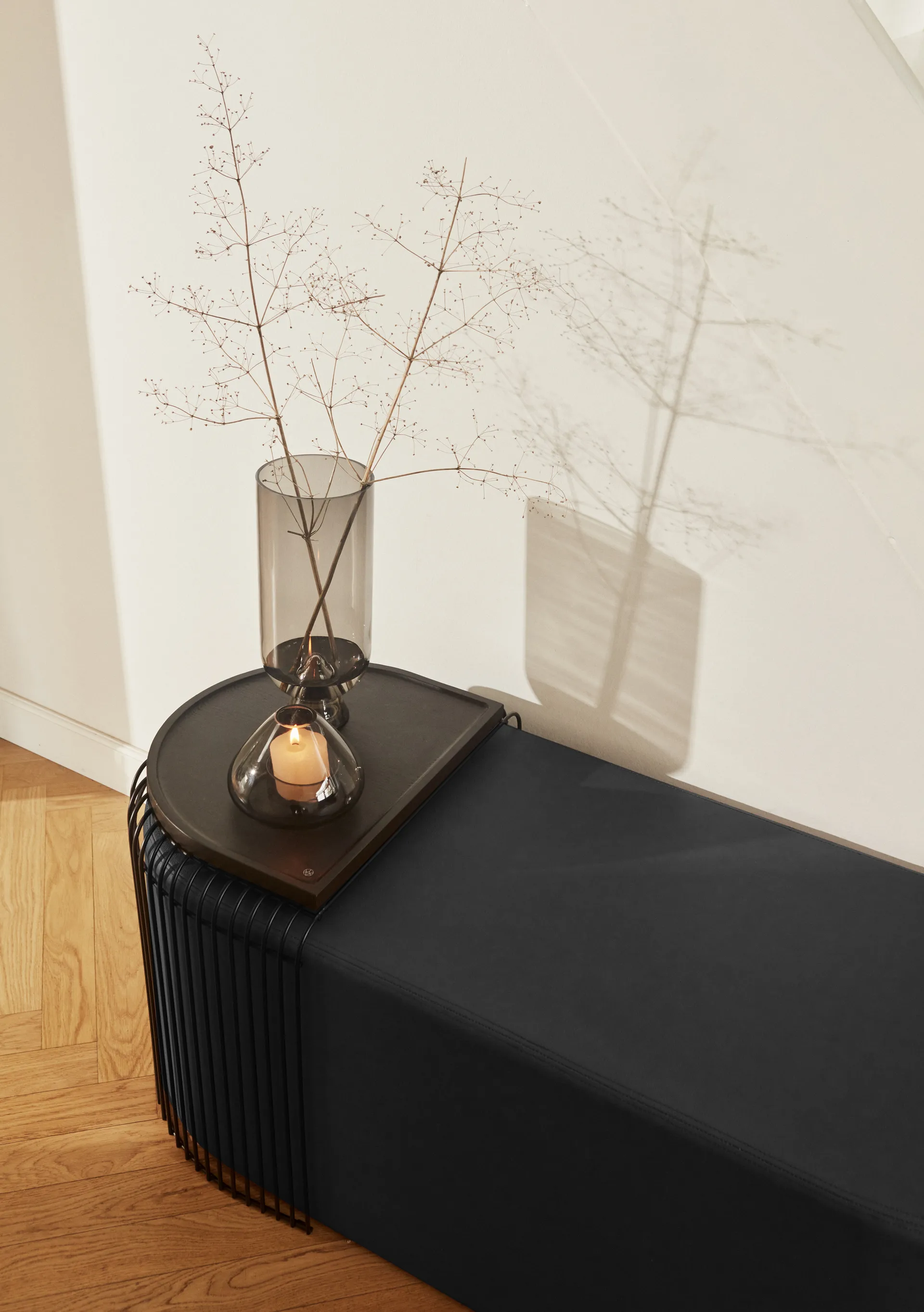 세시오 트레이 라운드ad 32x40 cm, Walnut AYTM | 에이와이티엠