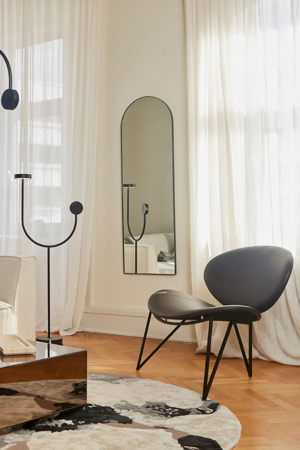 Arcus 거울 140 cm, Black AYTM | 에이와이티엠