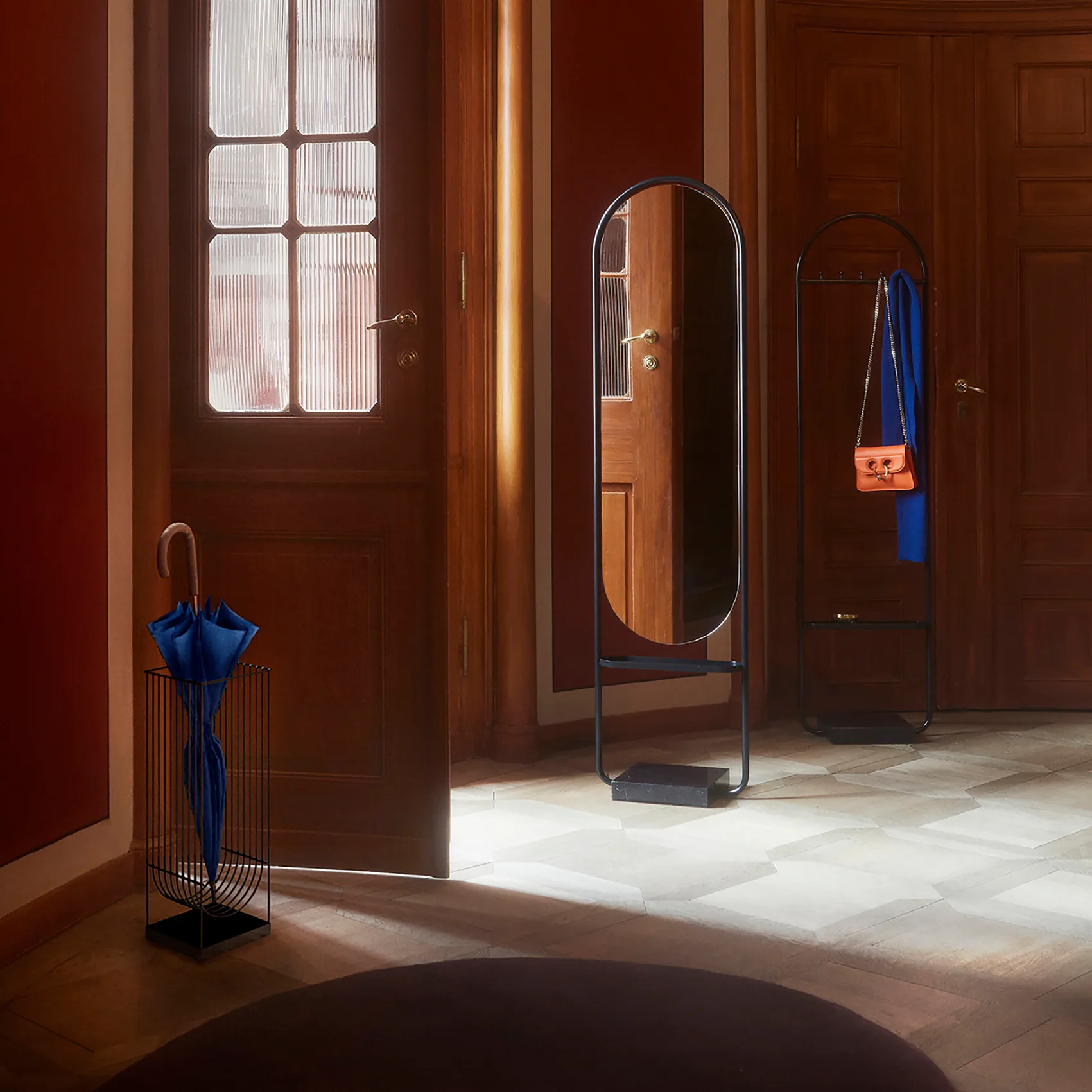 Curva 우산 스탠드, Black AYTM | 에이와이티엠