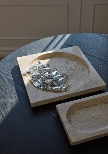 레지나 소서 travertine - 30x30 cm - AYTM | 에이와이티엠