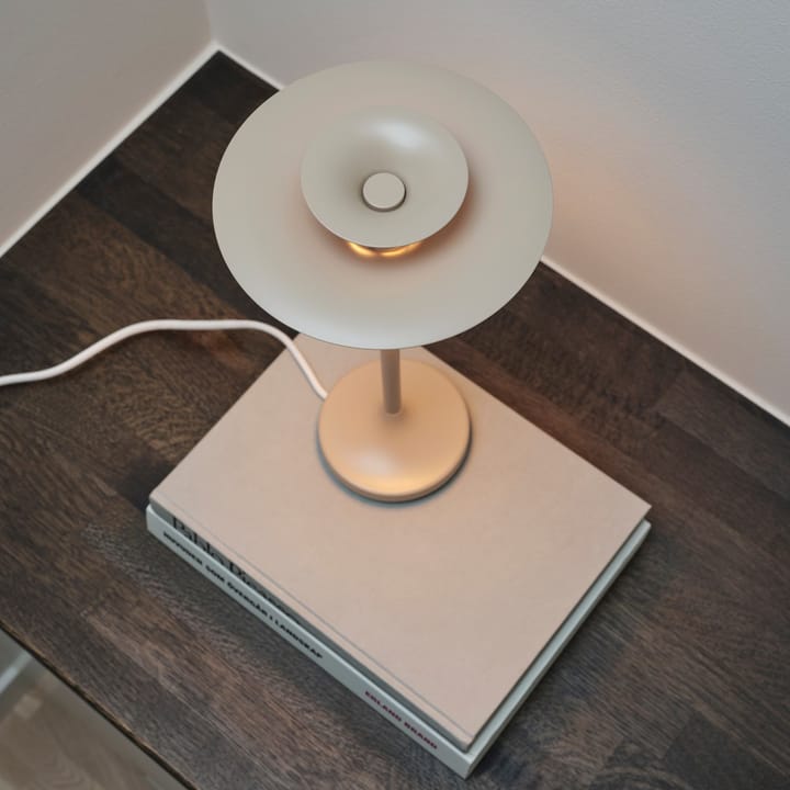 피카소 테이블 조명 스몰 34.8 cm, Nougat Belid | 벨리드