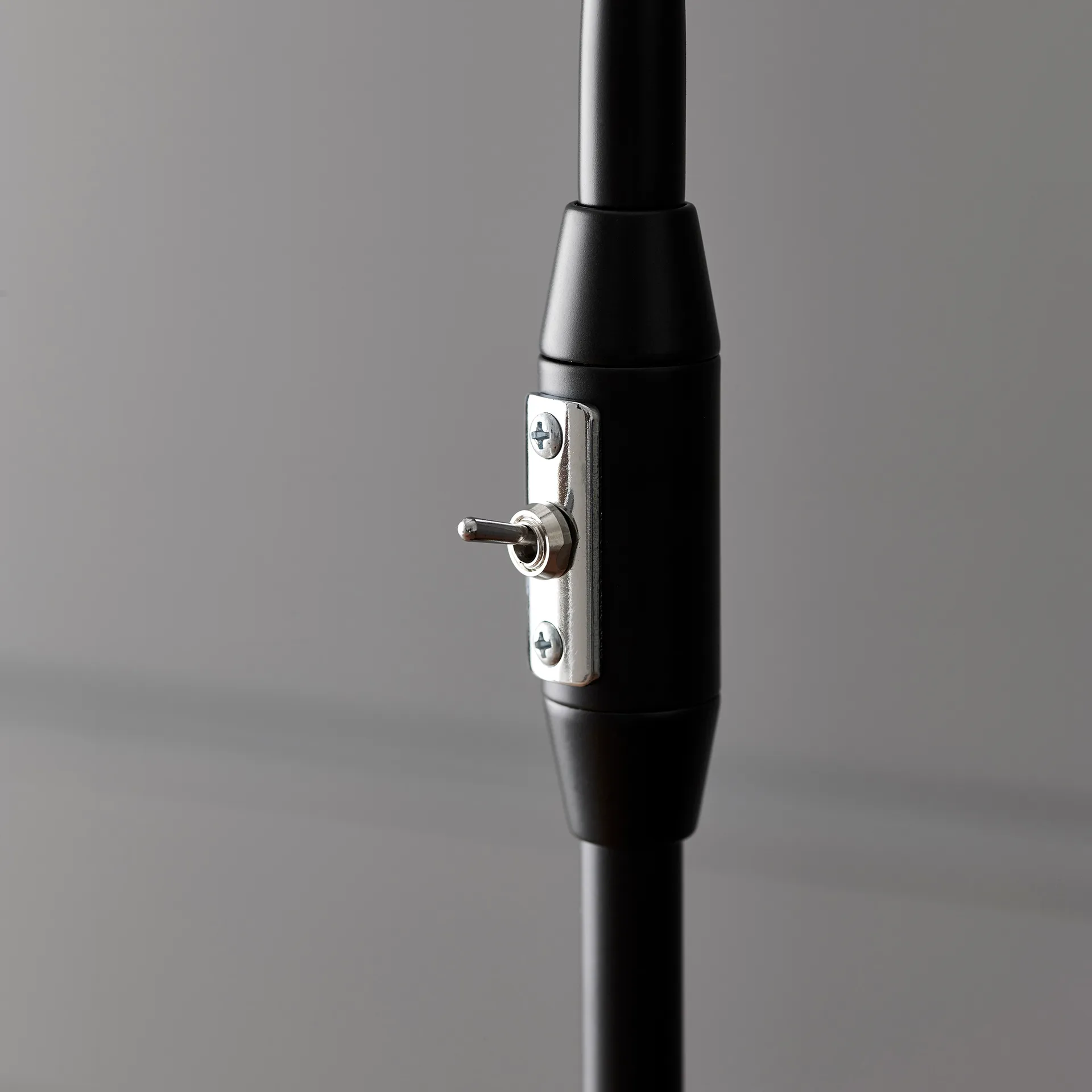 레드로 플로어 조명, Matte black Belid | 벨리드