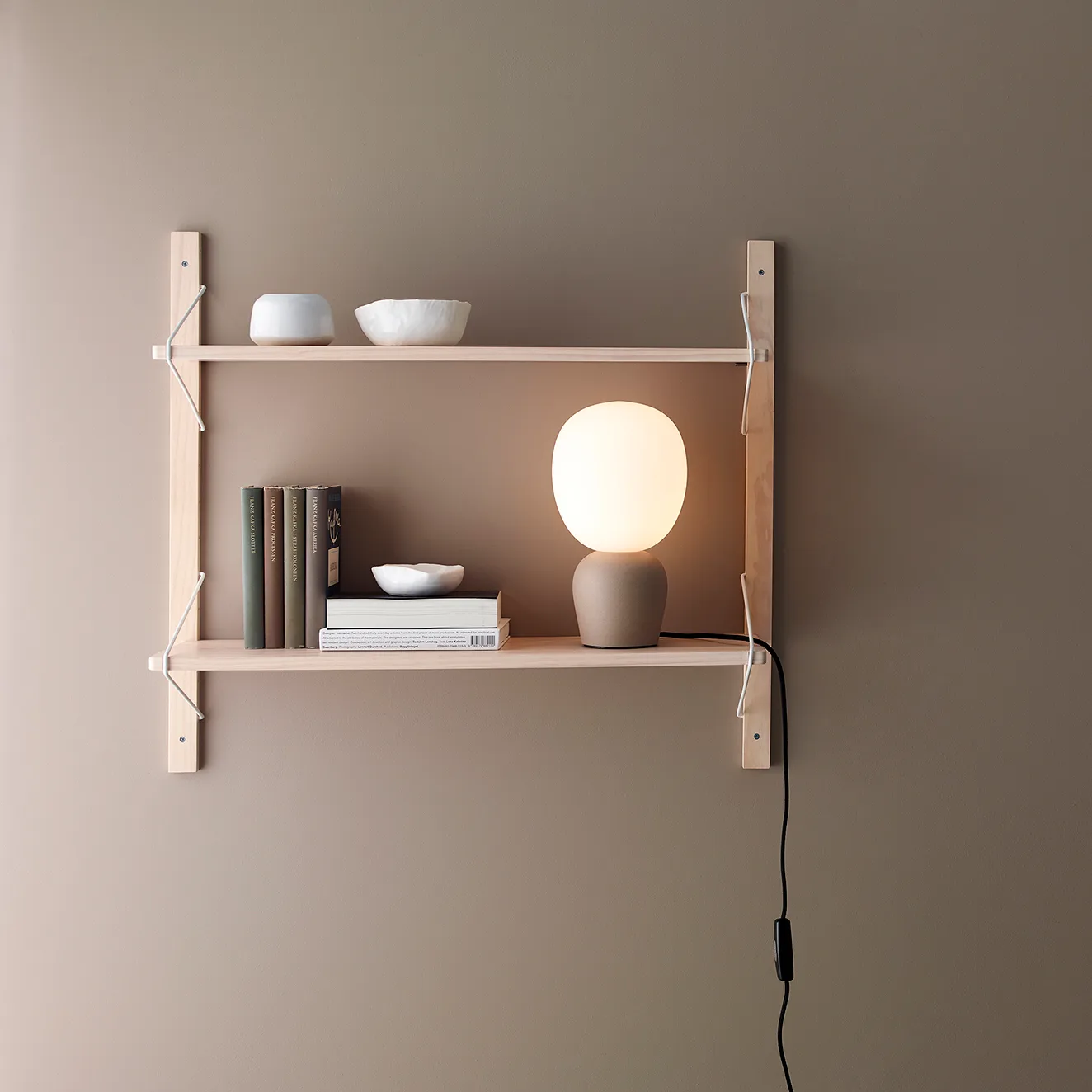 버디 테이블 조명 오팔글래스, sand (beige) Belid | 벨리드