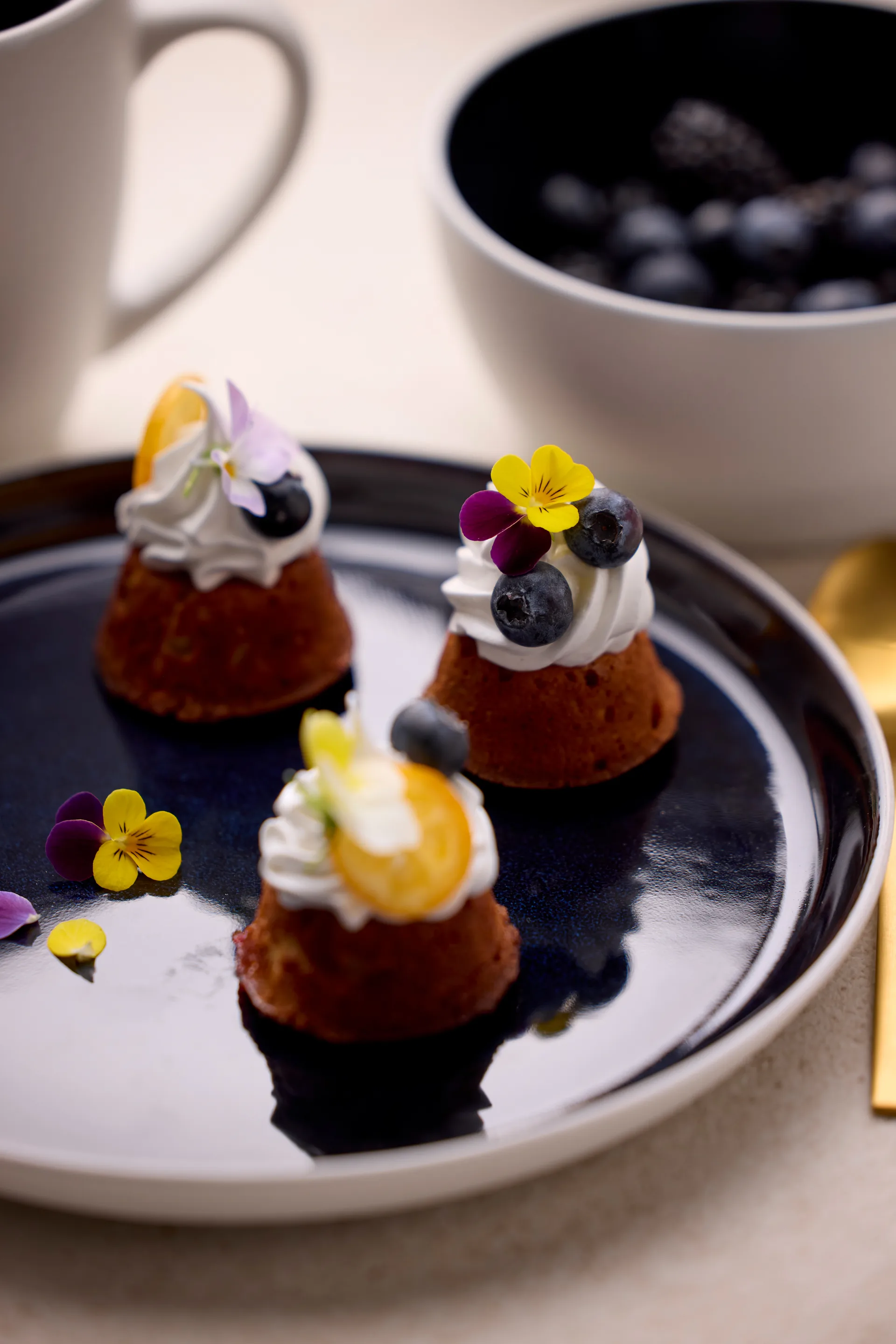 비츠 보울 가스트로 Ø12 cm, White–dark blue Bitz | 비츠