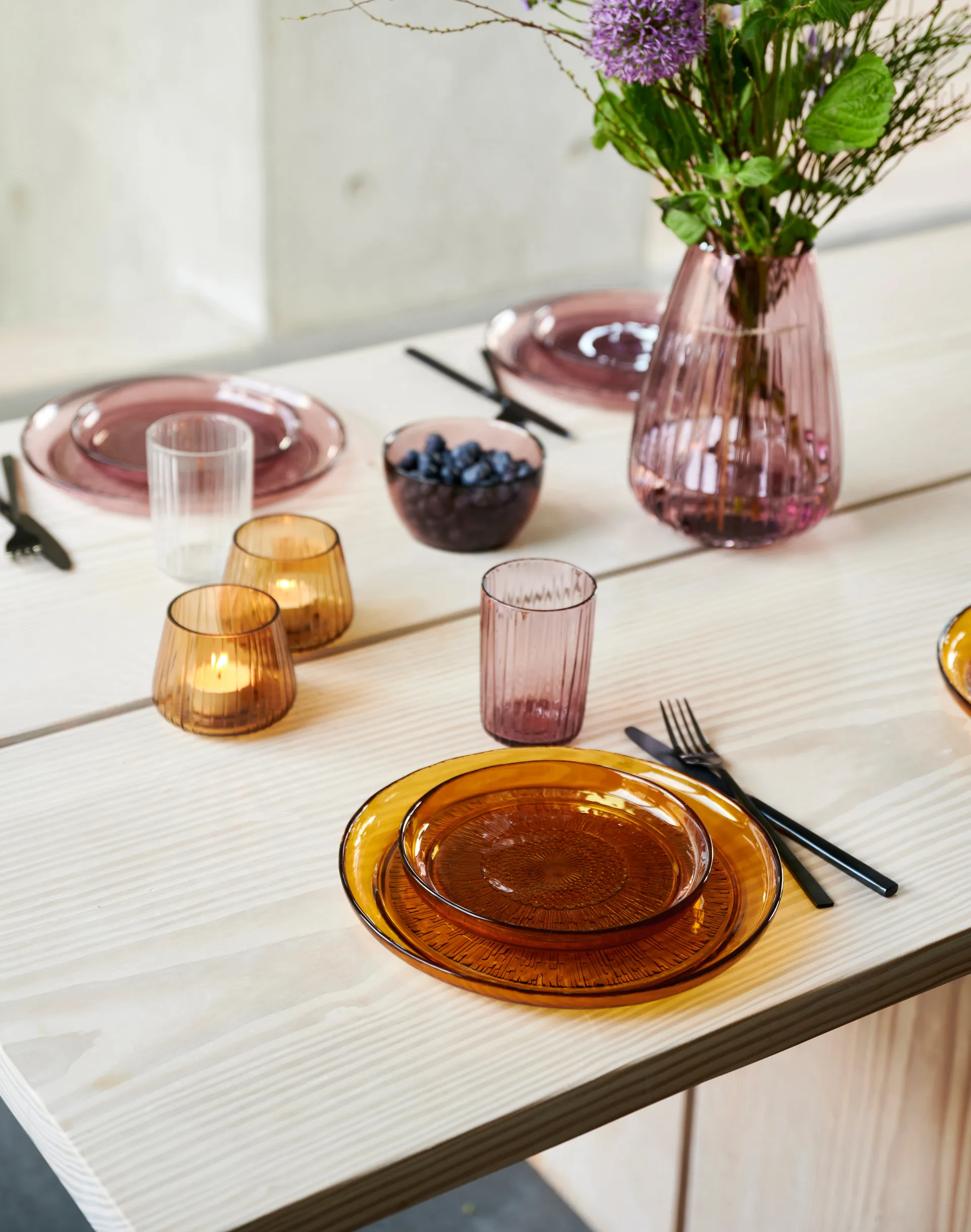 쿠신타 접시 Ø25 cm, Amber Bitz | 비츠