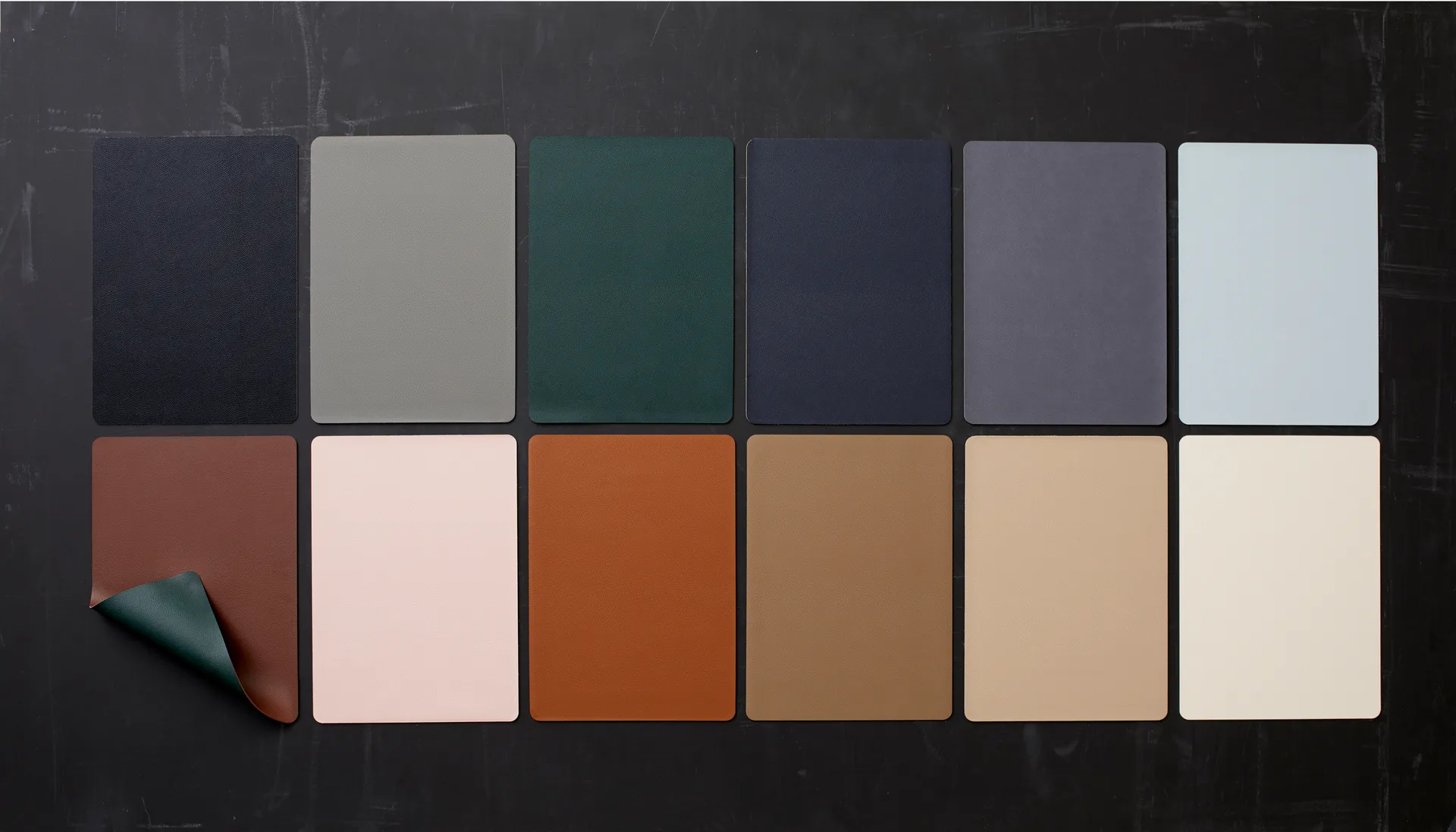 비츠 테이블매트 33x46 cm 4개 세트, Black-brown Bitz | 비츠