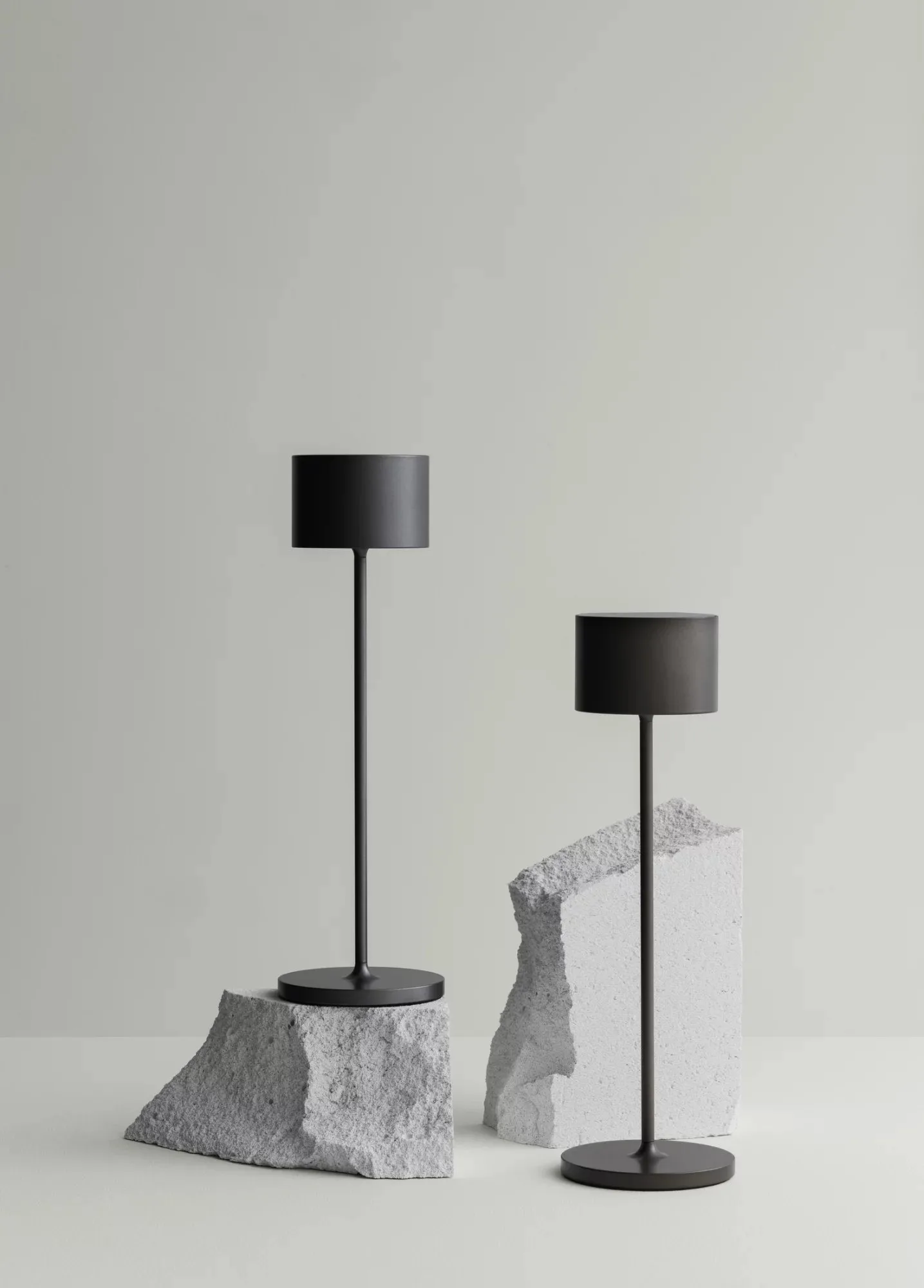 파롤 무선 LED 조명 33 cm, Burned Metal blomus | 블로무스