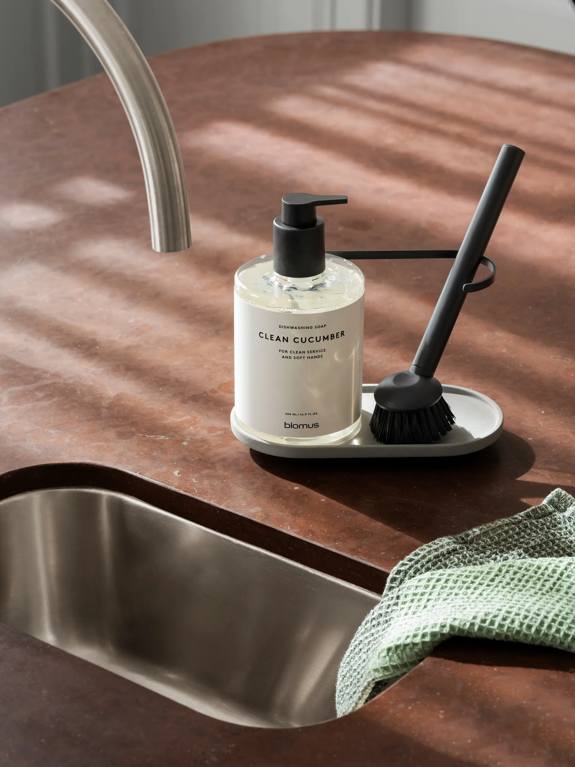 두바 디시 브러시와 비누 홀더, Micro Chip blomus | 블로무스