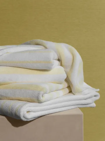아르토 타월 - White-transparent yellow, 70x140 cm - blomus | 블로무스