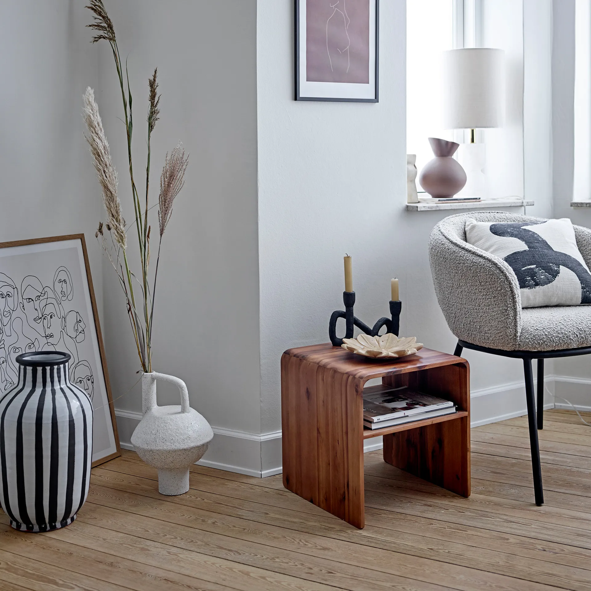 실라 테라코타 화병 44 cm, black and white Bloomingville | 블루밍빌