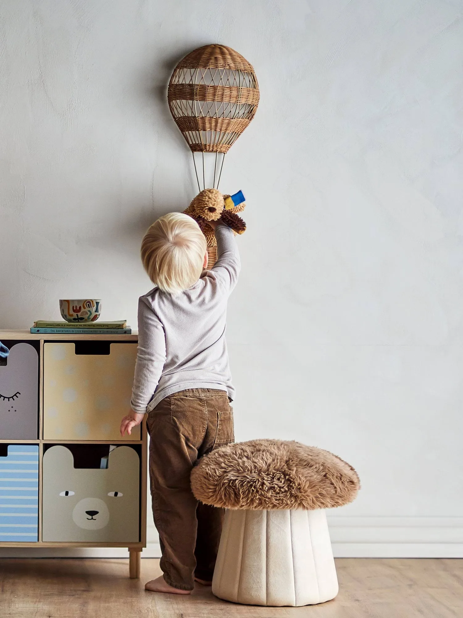 Bertil 푸프 Ø37 cm, Brown sponge Bloomingville | 블루밍빌