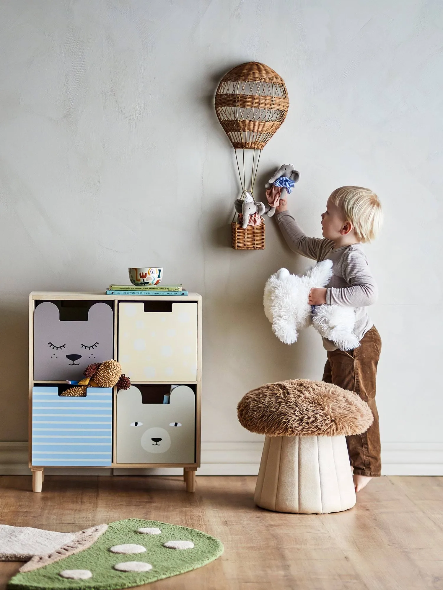Bertil 푸프 Ø37 cm, Brown sponge Bloomingville | 블루밍빌