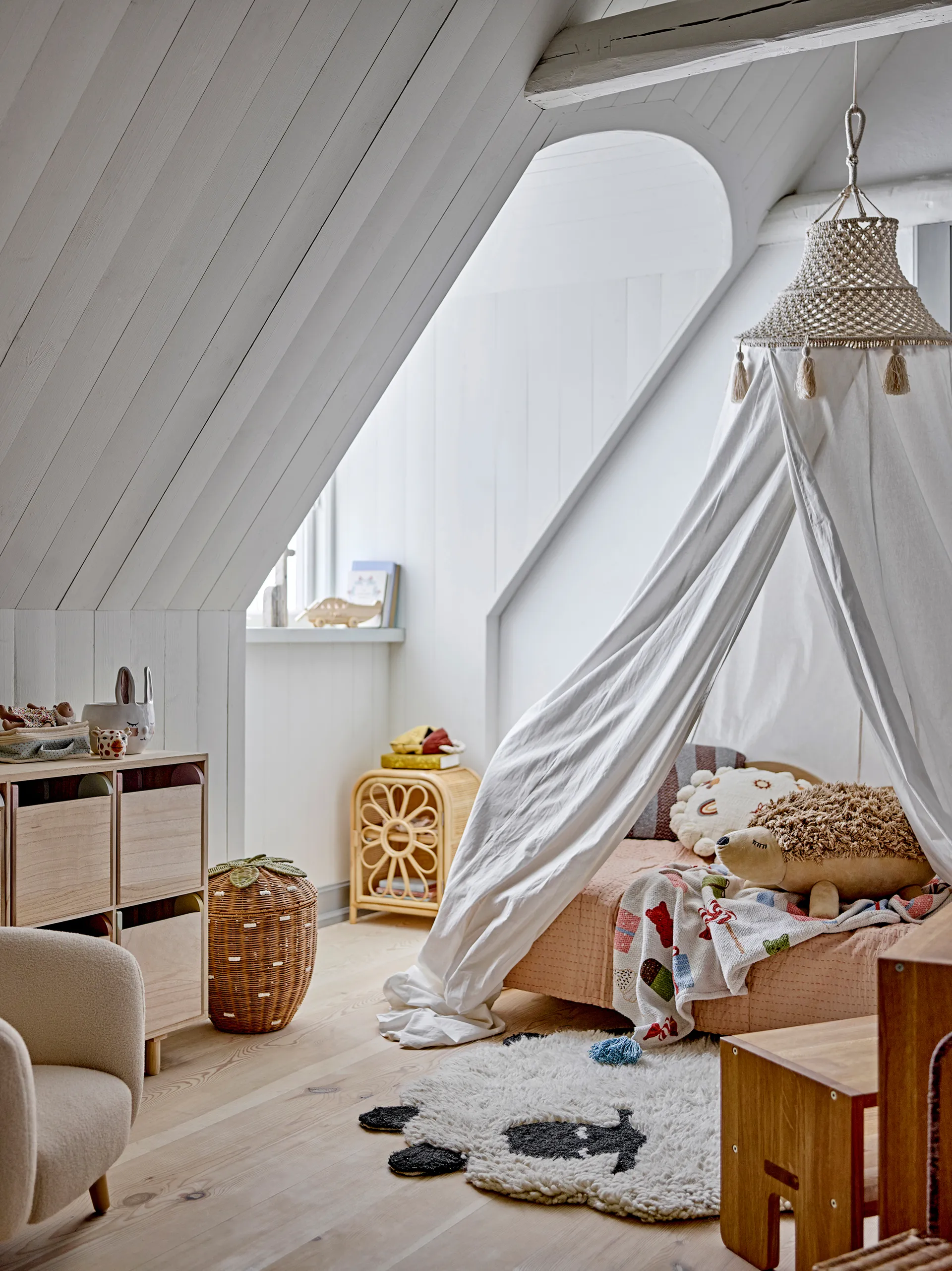 헤니 푸프-토이, Brown Bloomingville | 블루밍빌