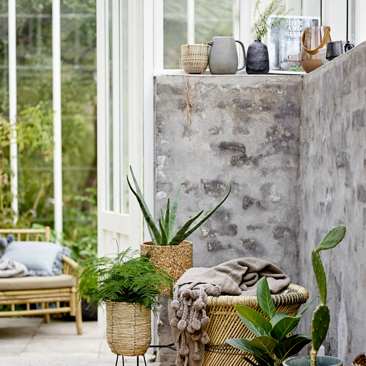 켄드라 팟, Grey Bloomingville | 블루밍빌