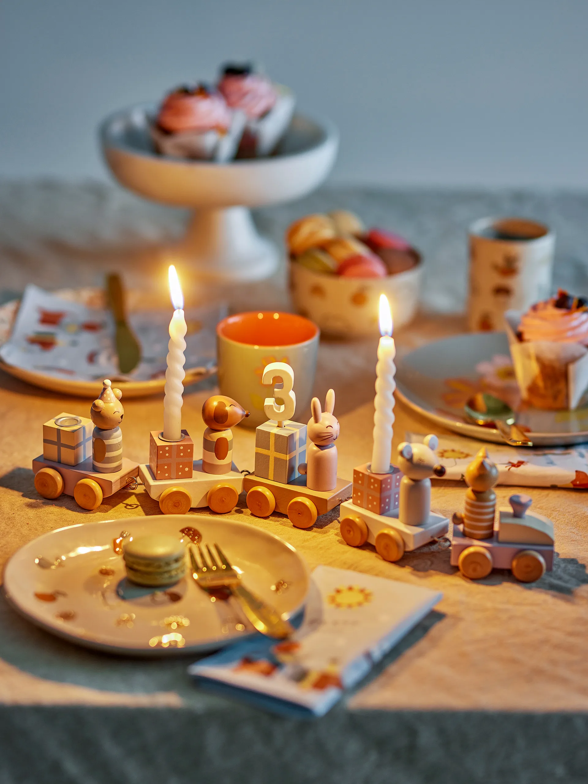 주나이드 생일 기차, Pink Bloomingville | 블루밍빌