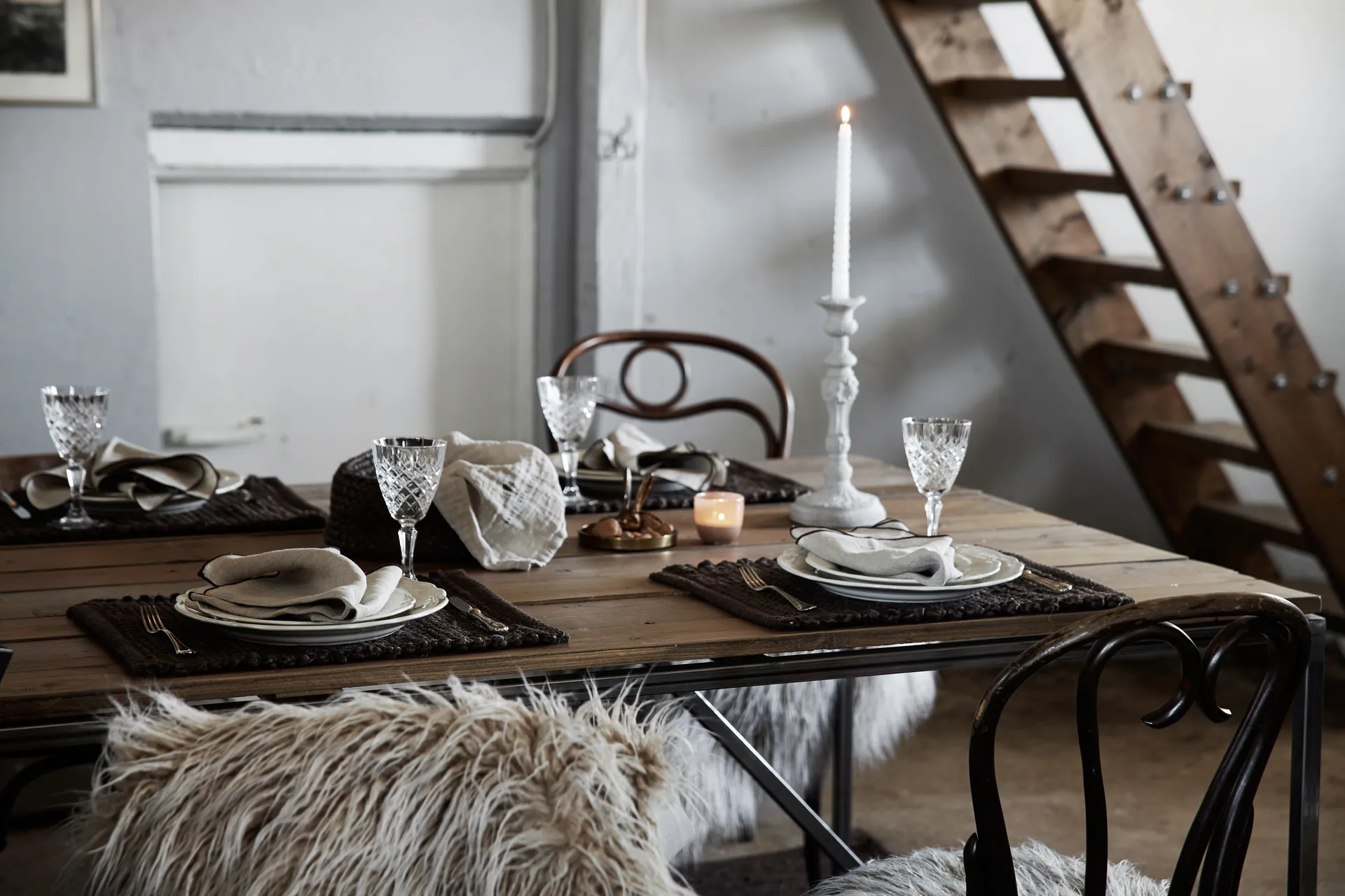 돌리 체어 쿠션 Ø35 cm, Brown Boel & Jan | 보엘앤얀