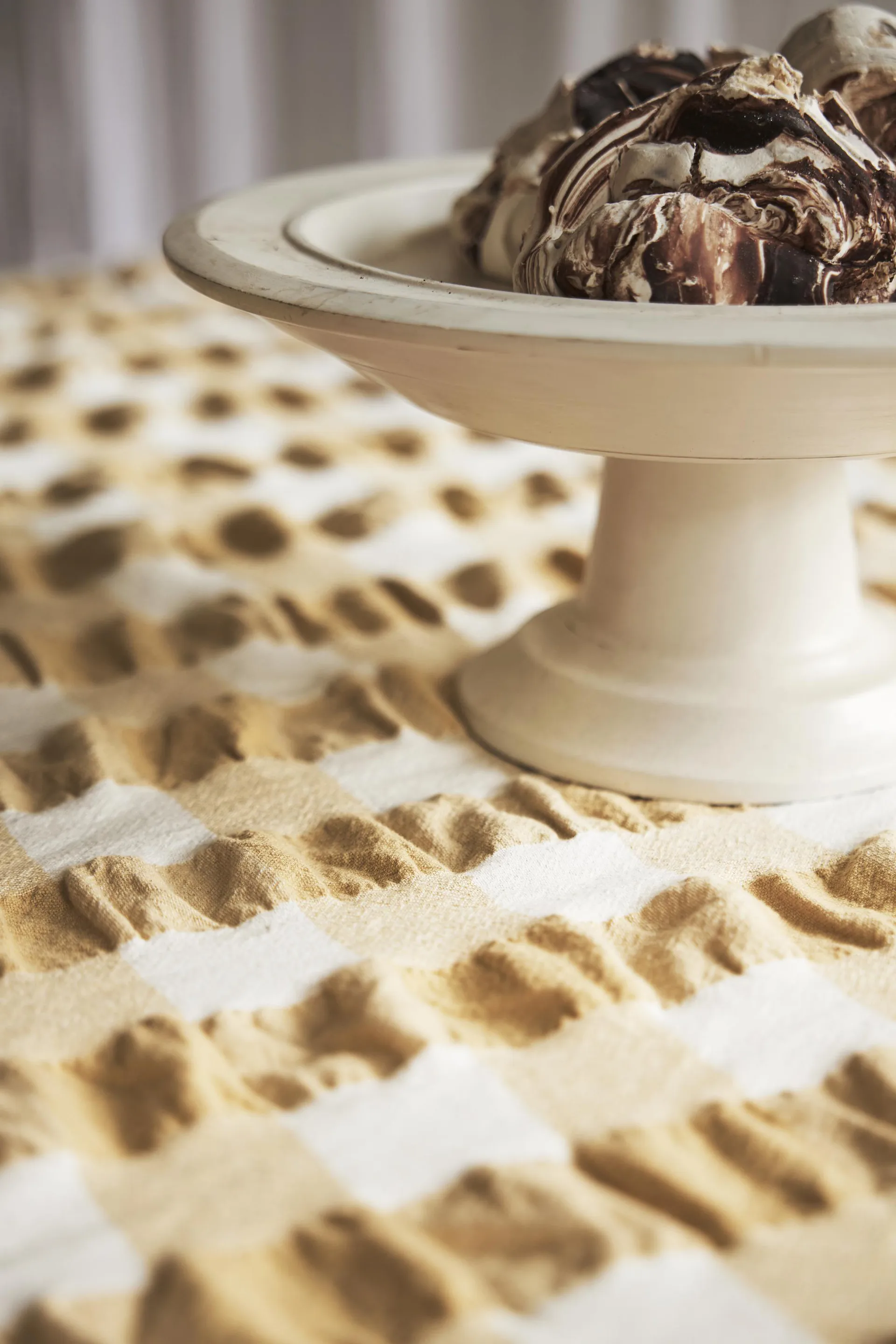 Kullavik 테이블 클로스 Ø170 cm, Yellow-white Boel & Jan | 보엘앤얀