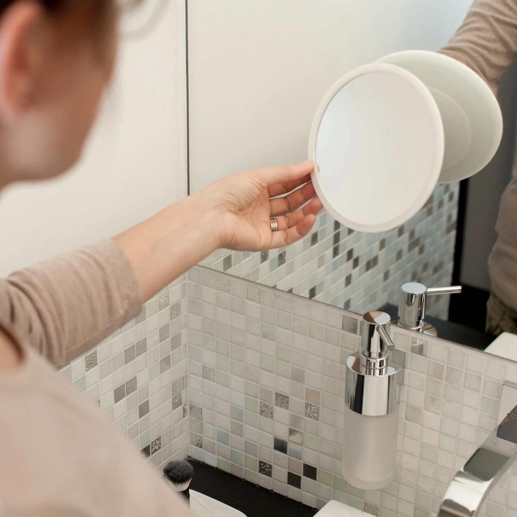 에어미러 메이크업 미러 x15 석션 컵 분리형, Ø16.5 cm Bosign | 보사인