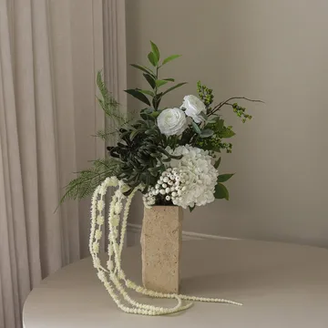 Green veil 인조 꽃다발 - 라넌큘러스, 수국, 아마란스, 85 cm - Botané | 보타네