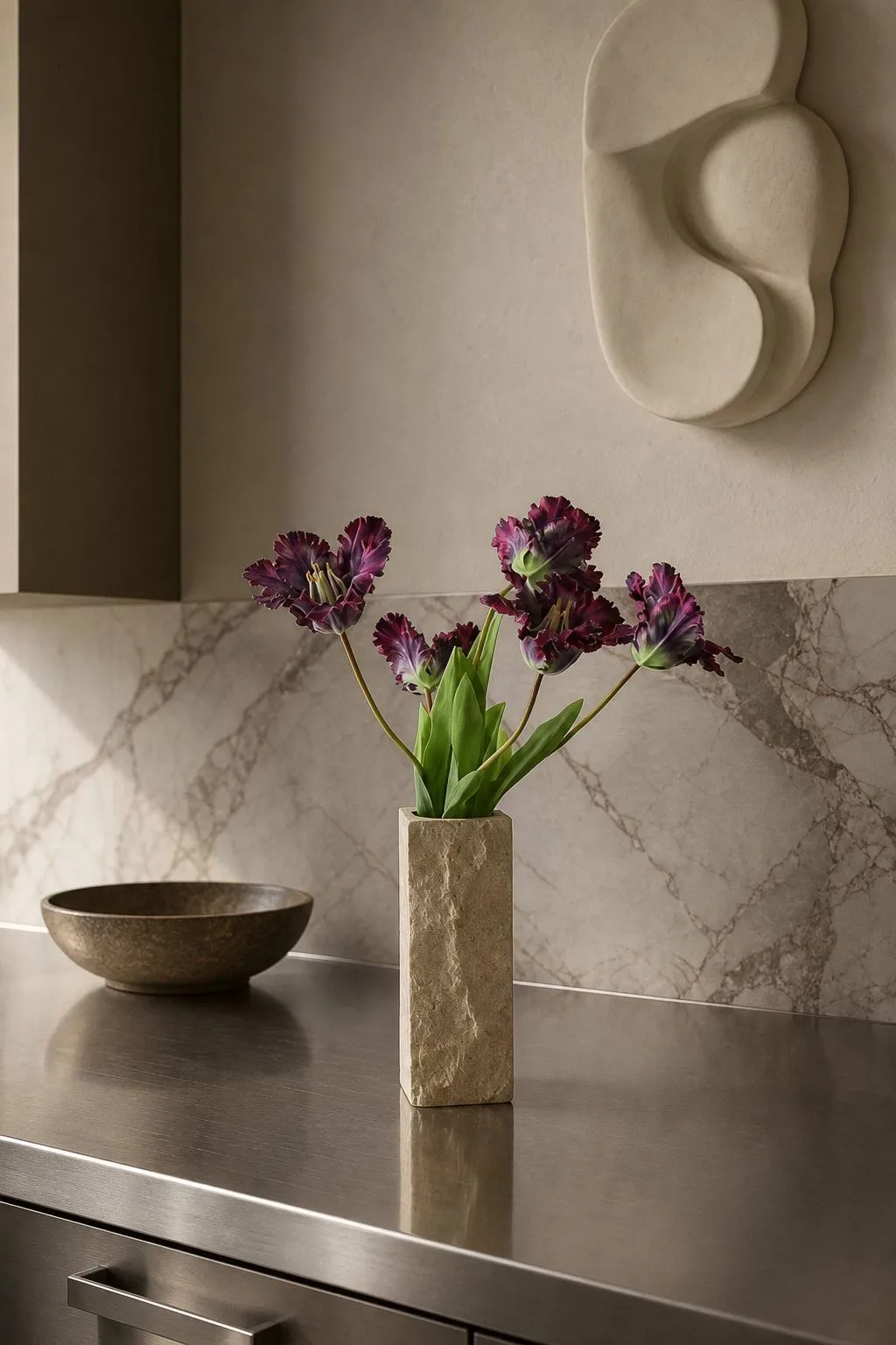 Limestone Edge 대리석 화병, 스몰, 25 cm Botané | 보타네