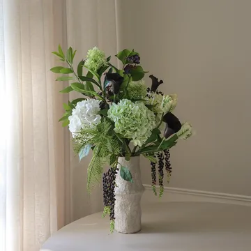 Moonlit Garden 인조 부케 - 수국-앵무튜울립-카라, 106 cm, 17개 - Botané | 보타네
