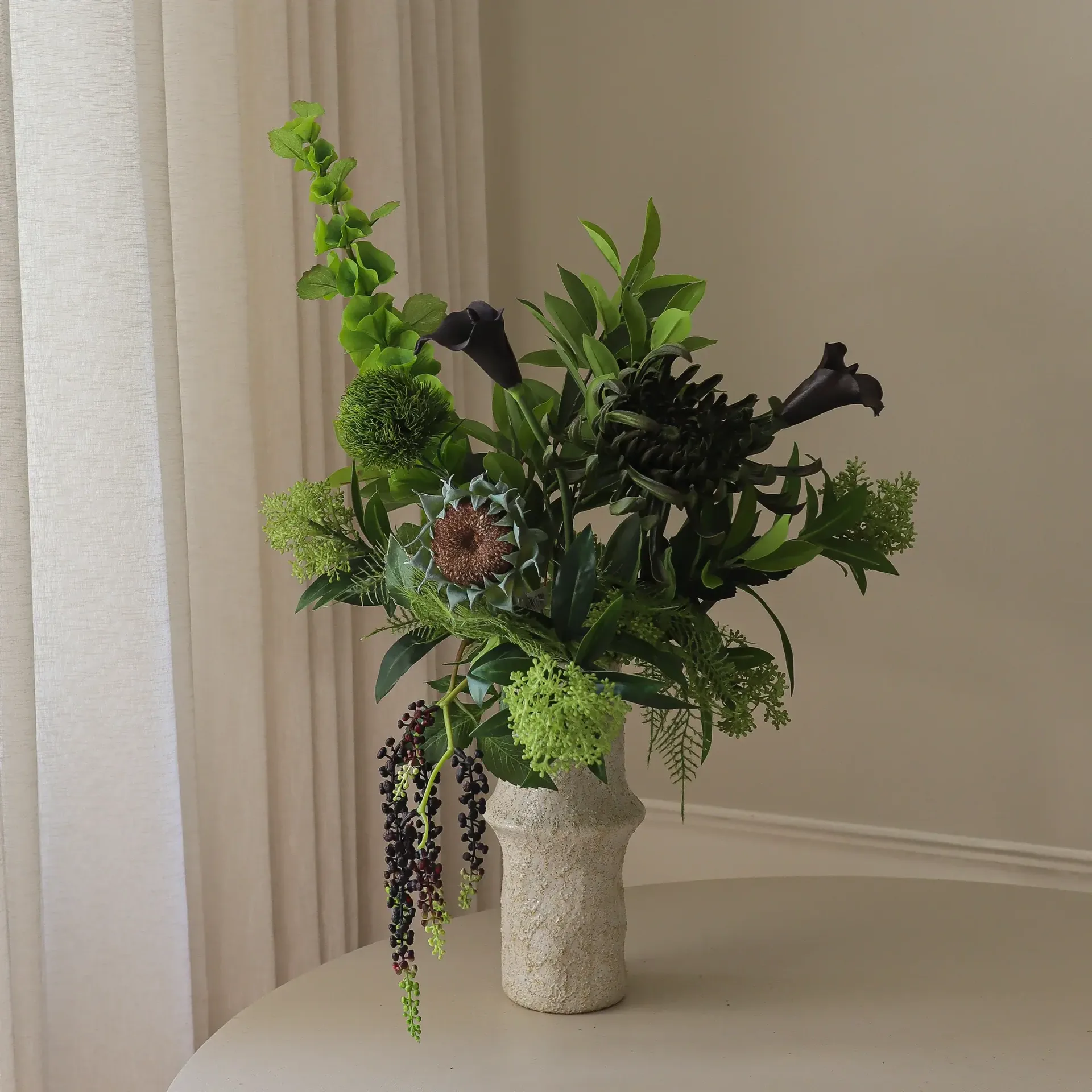 Verdant Noir 인조 부케, 칼라-거미국화-가을해바라기, 92 cm, 13개 Botané | 보타네
