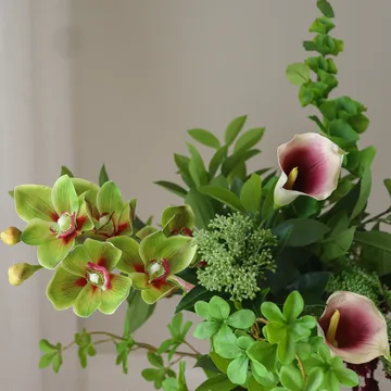 Wild Grove 인공 부케 - 칼라·심비디움 난초·야생 당근, 112 cm, 16개 - Botané | 보타네