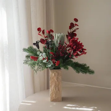 Wild winter 인조 부케 - 프로테아, 스파이더 크리산서멈, 칼라, 유칼립투스, 84 cm - Botané | 보타네