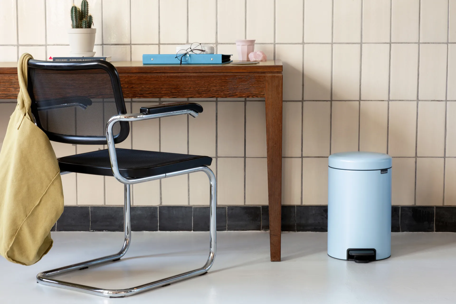 뉴 아이콘 페달 빈 휴지통 12 L, Dreamy blue Brabantia | 브라반티아