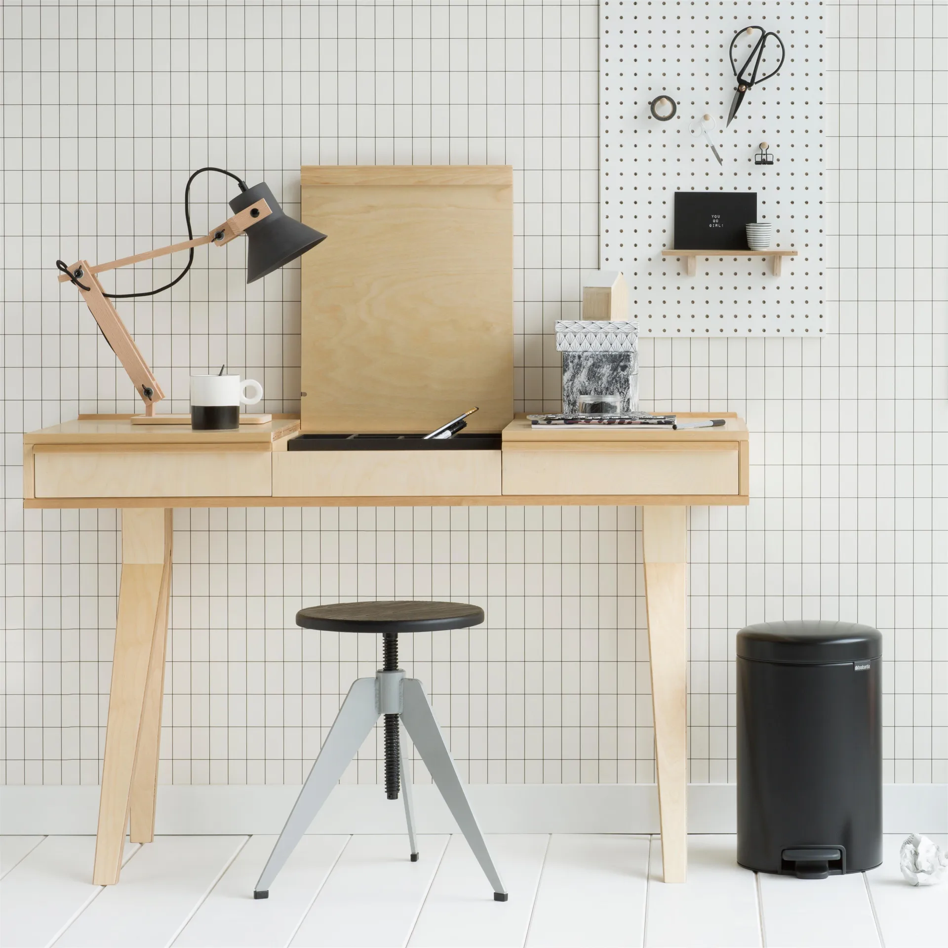뉴 아이콘 페달 빈 휴지통 12 L, matte black Brabantia | 브라반티아