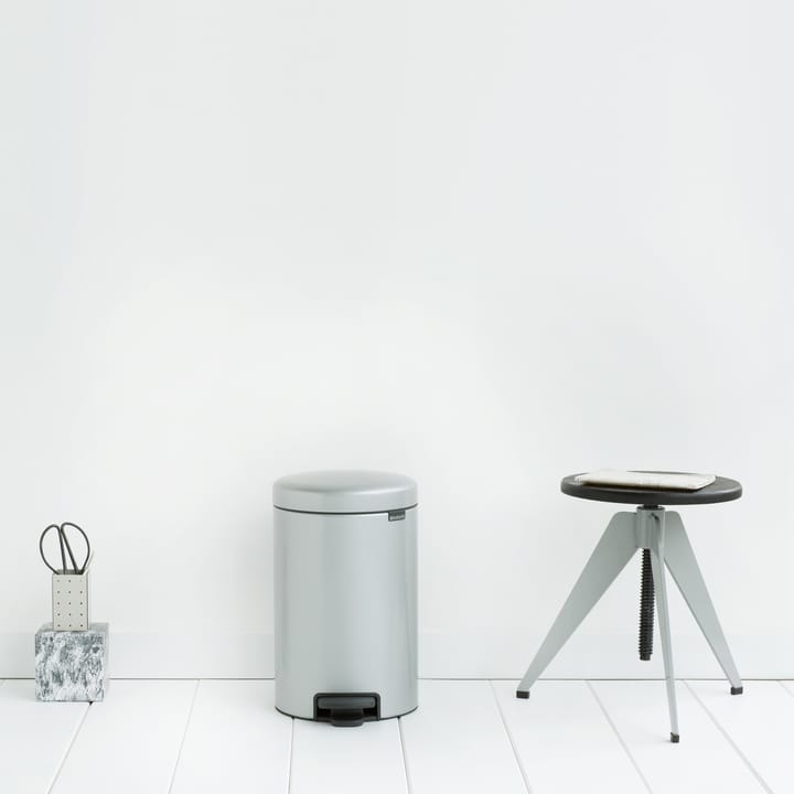 뉴 아이콘 페달 빈 휴지통 12 리터, metallic grey Brabantia | 브라반티아