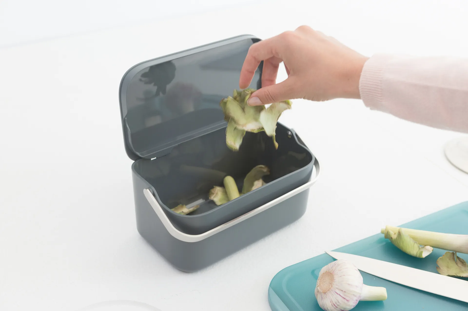 싱크사이드 음식물쓰레기 빈 13x22 cm, Dark grey Brabantia | 브라반티아