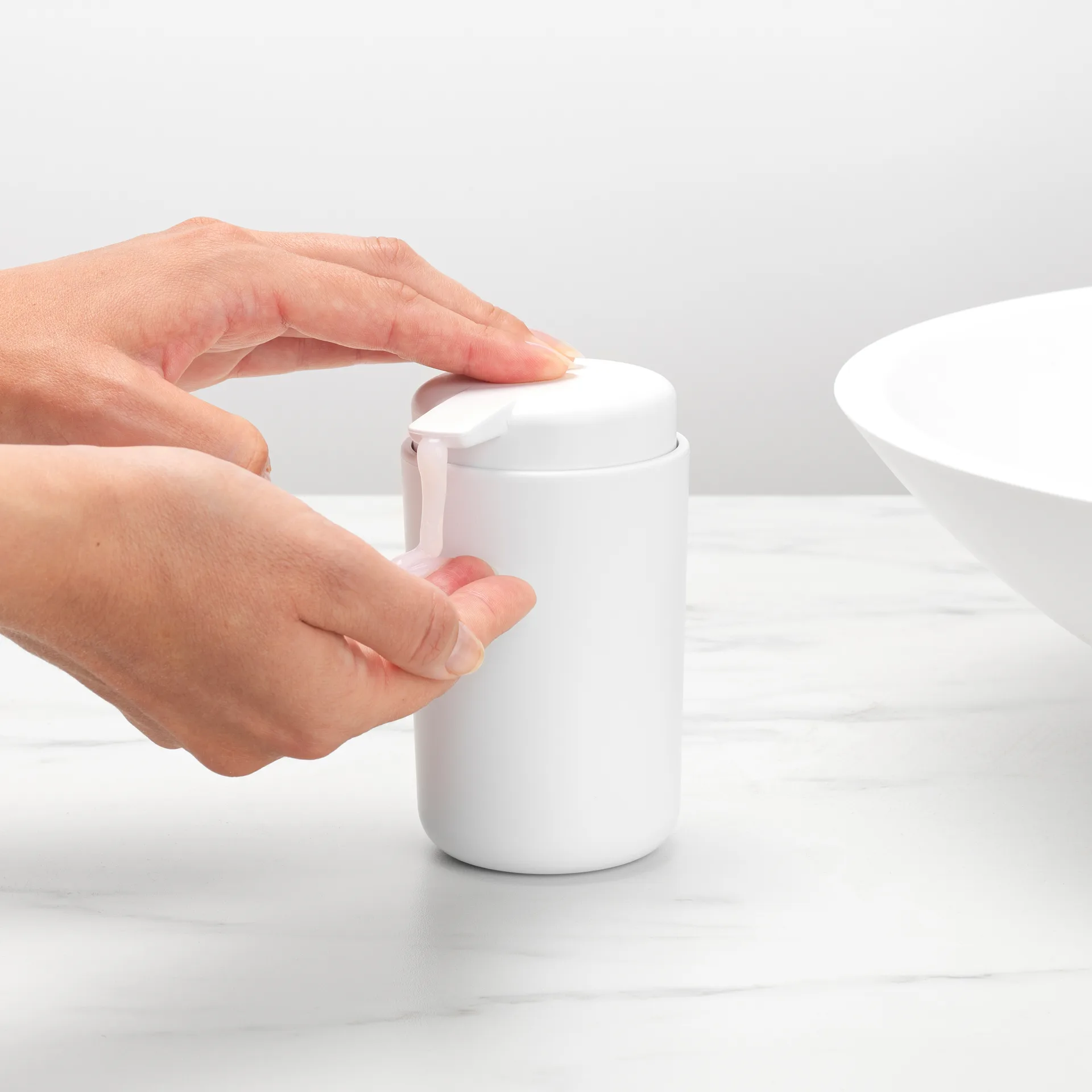 브라반티아 리뉴 비누 디스펜서 14 cm, white Brabantia | 브라반티아