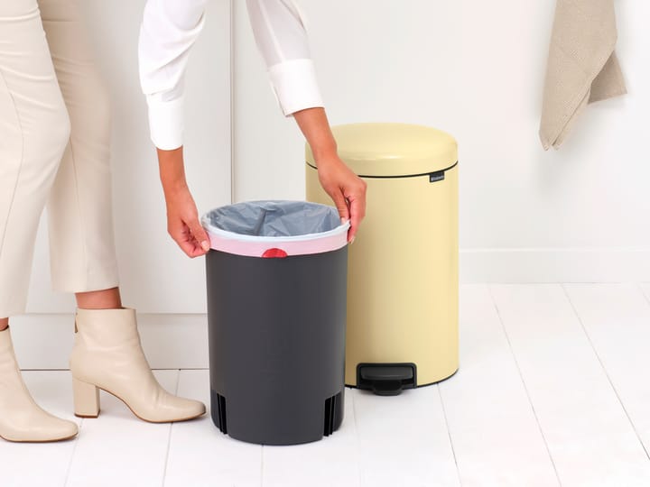 뉴 아이콘 페달 빈 휴지통 20 리터, Mellow yellow Brabantia | 브라반티아