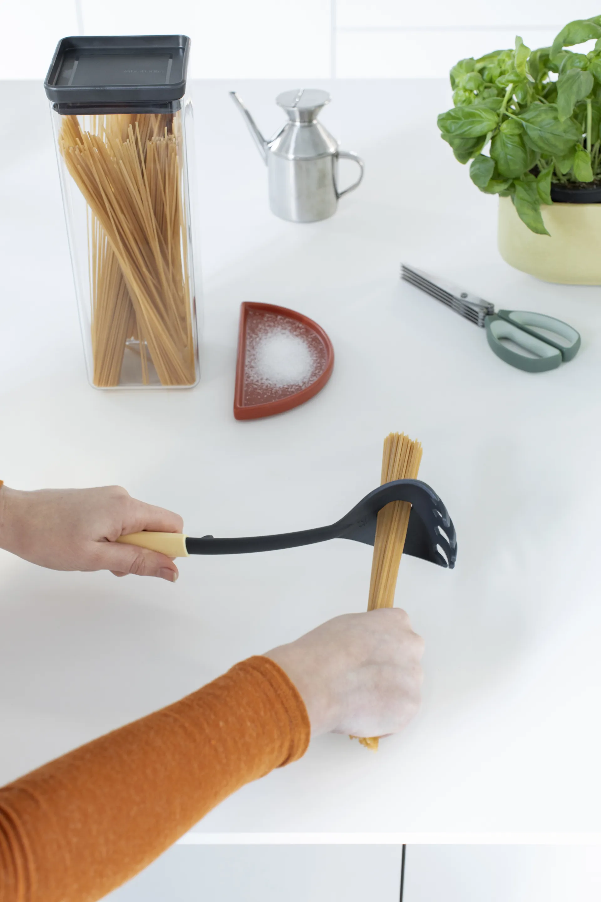 테이스티+ 스퀘어 수납 병 2.5 L, Dark grey Brabantia | 브라반티아