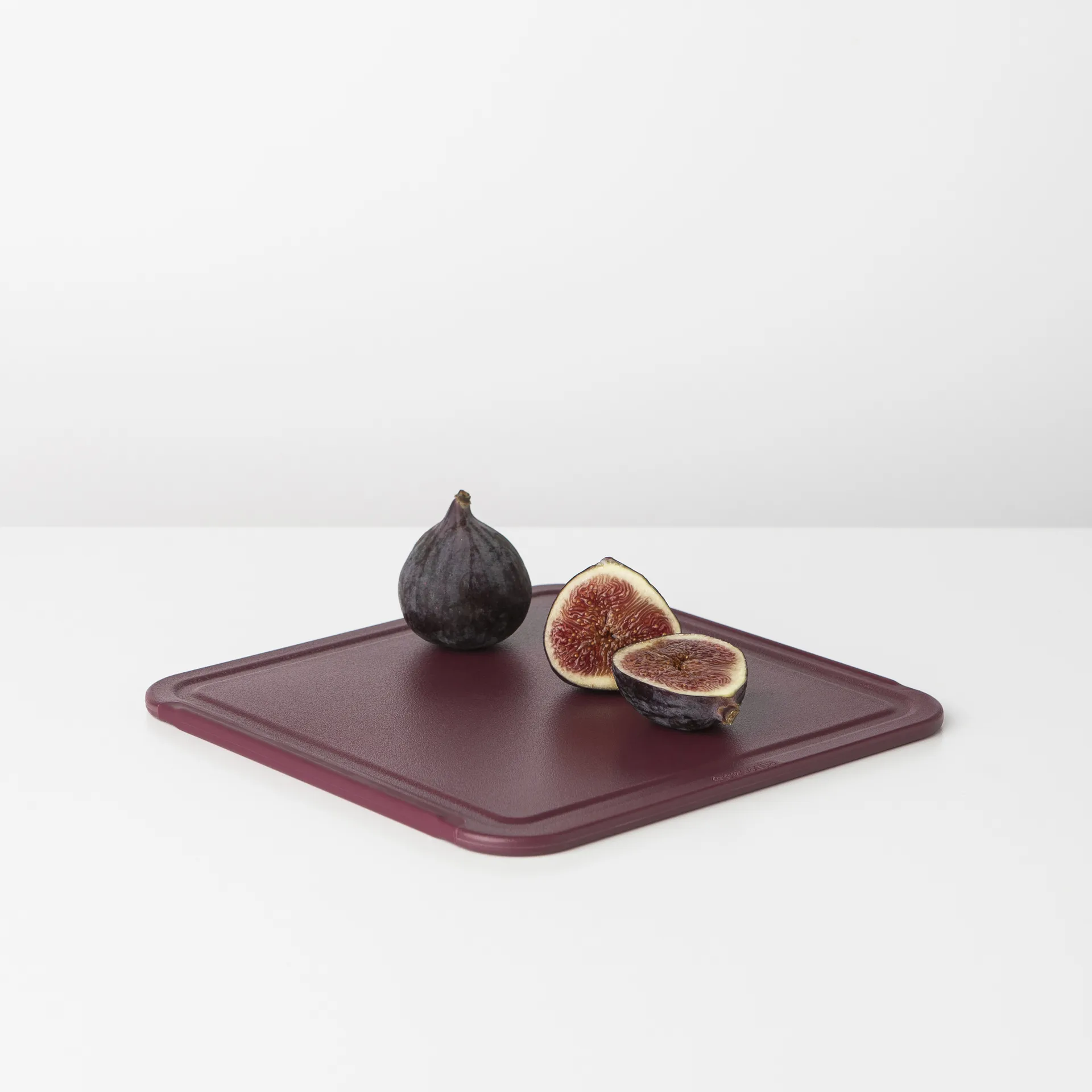 테이스티+ 도마 미듐 25x25 cm, Aubergine red Brabantia | 브라반티아