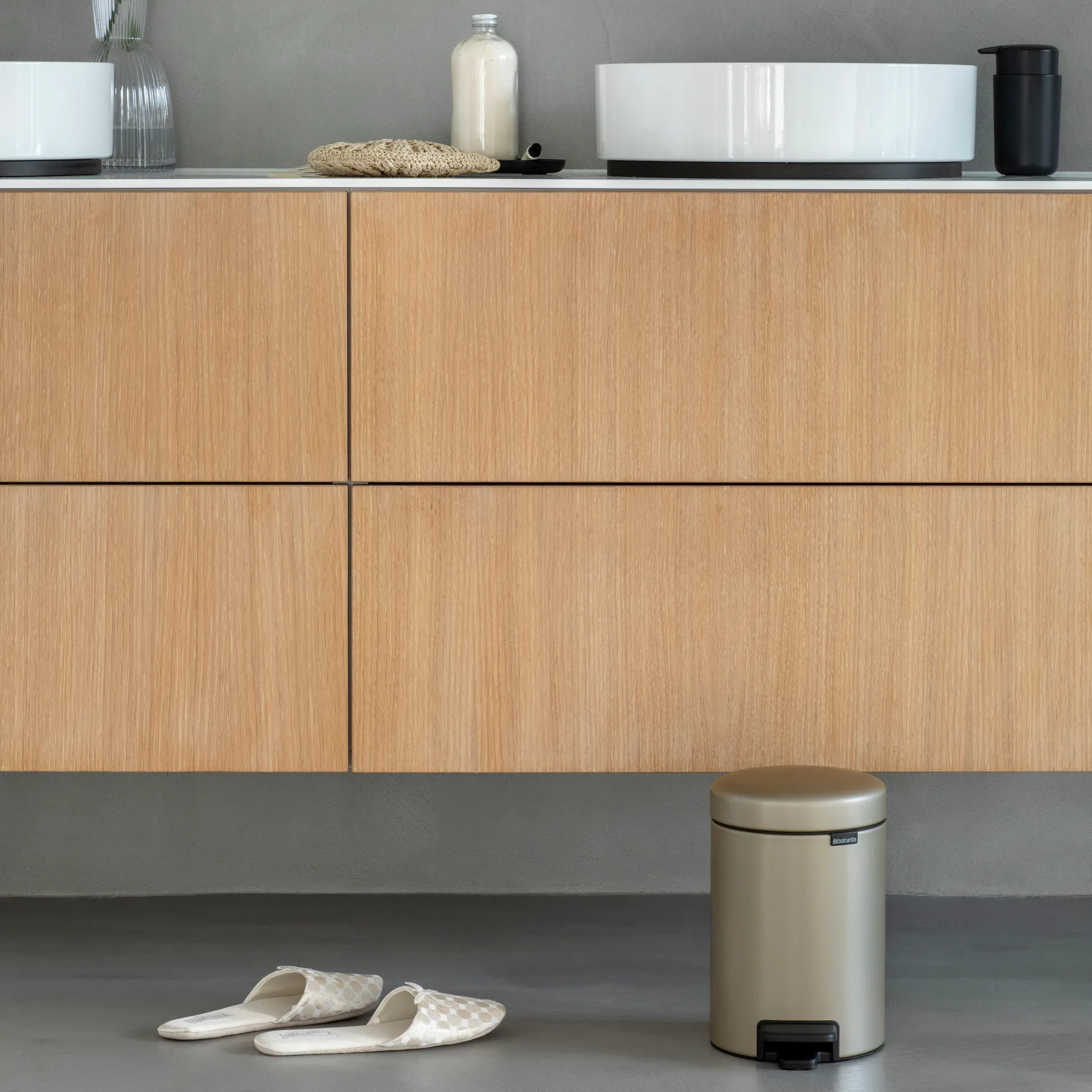 뉴 아이콘 페달 빈 휴지통 3 L, Metallic Gold Brabantia | 브라반티아