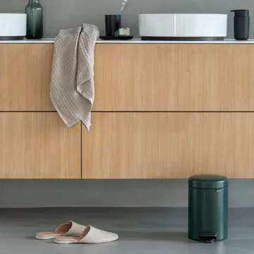 뉴 아이콘 페달 빈 휴지통 3 L - pine green - Brabantia | 브라반티아
