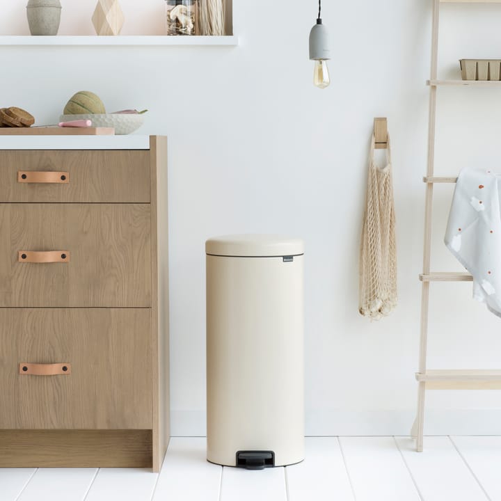 뉴 아이콘 페달빈 30 리터, almond Brabantia | 브라반티아