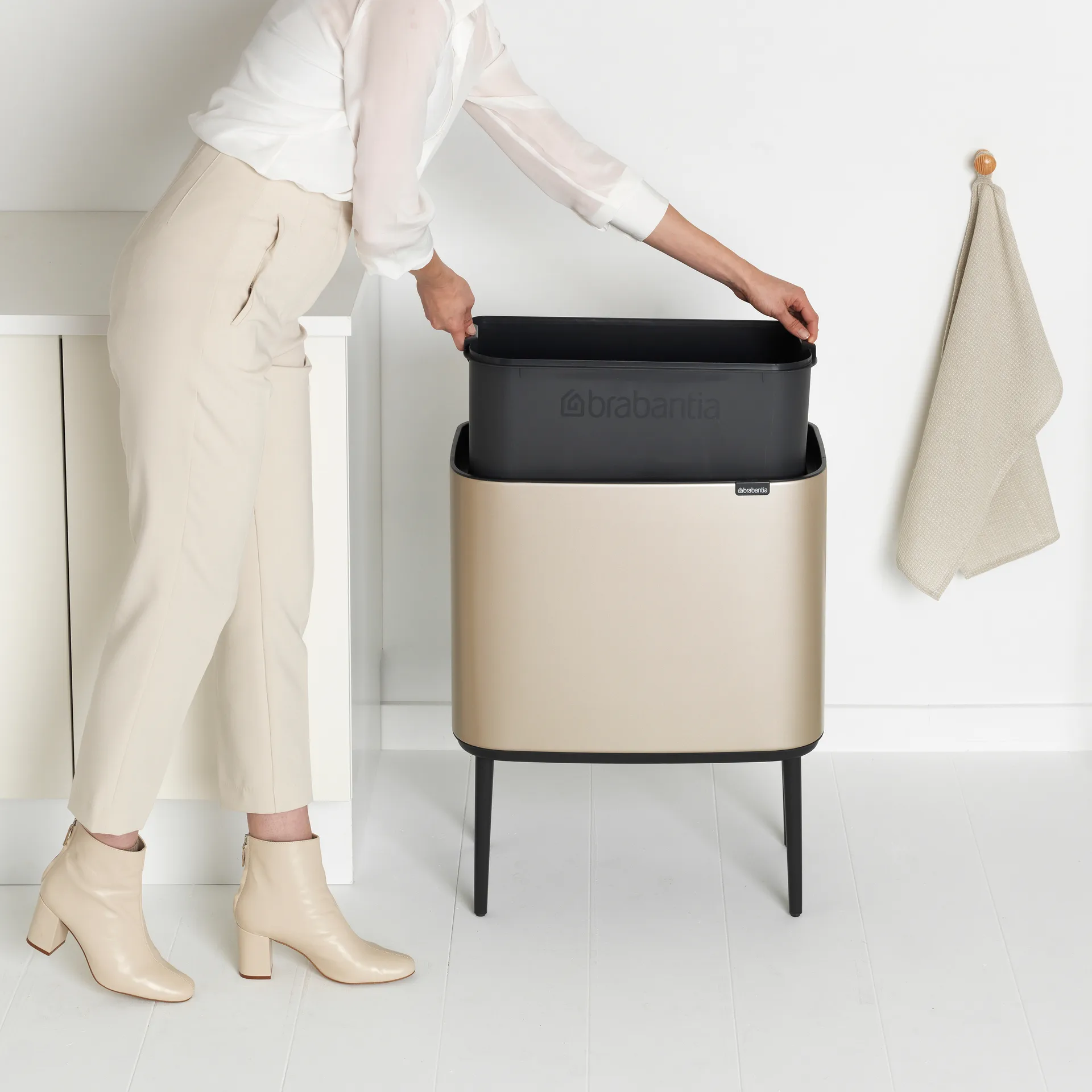 보 터치 빈 36 리터, Metallic Gold Brabantia | 브라반티아