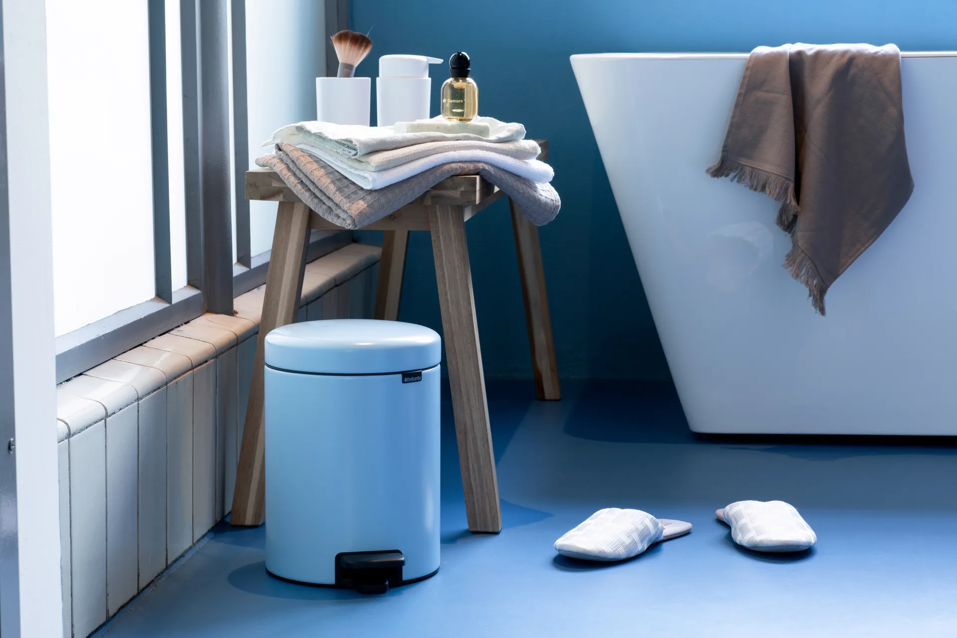 뉴 아이콘 페달 빈 휴지통 5 L, Dreamy blue Brabantia | 브라반티아