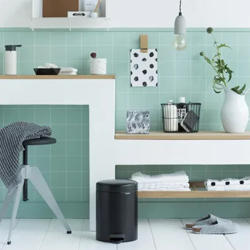 뉴 아이콘 페달 빈 휴지통 5 L - matte black - Brabantia | 브라반티아