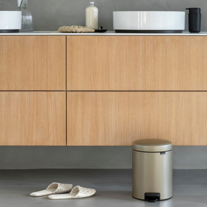 뉴 아��이콘 페달 빈 휴지통 5 리터, Metallic Gold Brabantia | 브라반티아