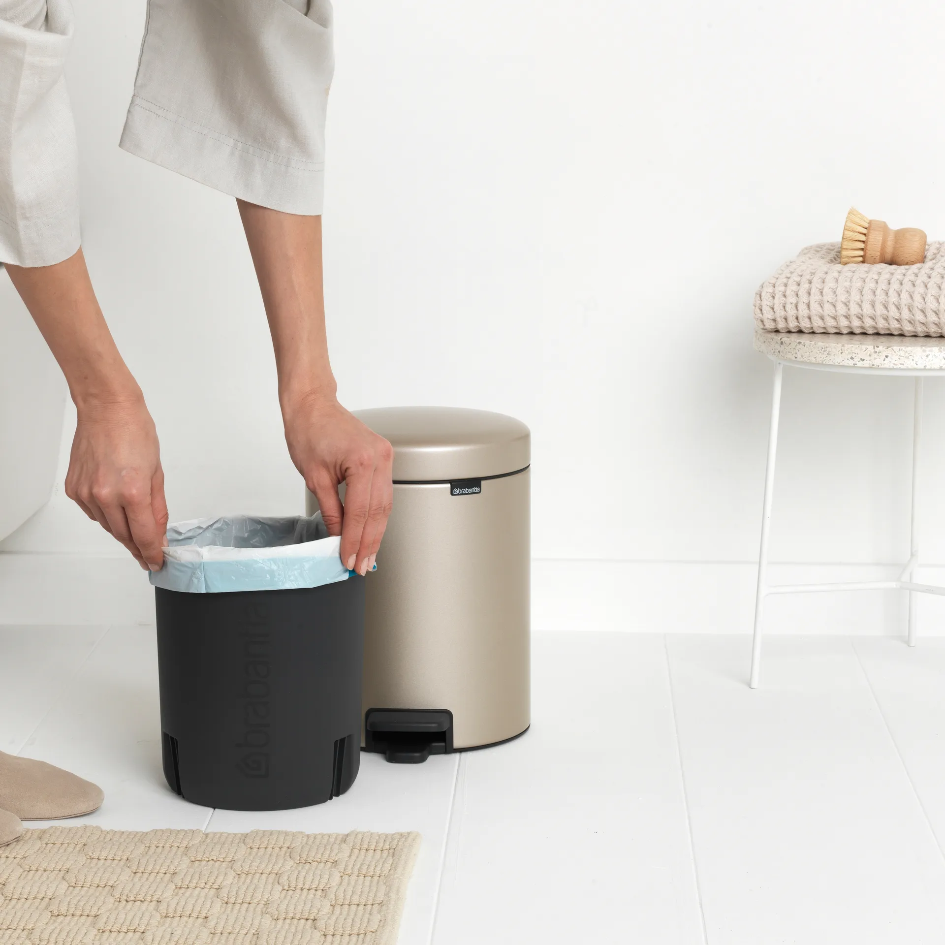 뉴 아이콘 페달 빈 휴지통 5 리터, Metallic Gold Brabantia | 브라반티아