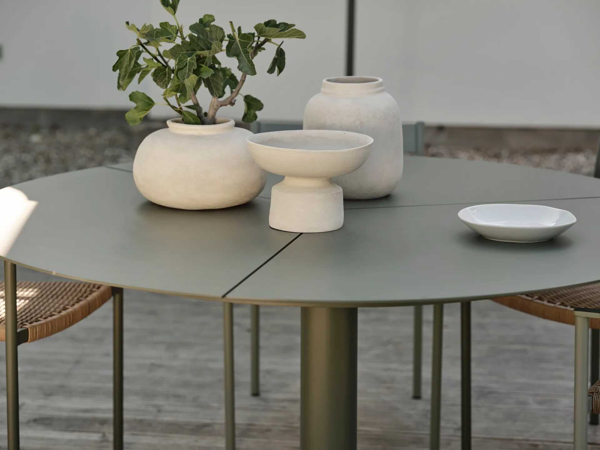 피스 다이닝 테이블 Ø110 cm 노르딕 그린 Brafab