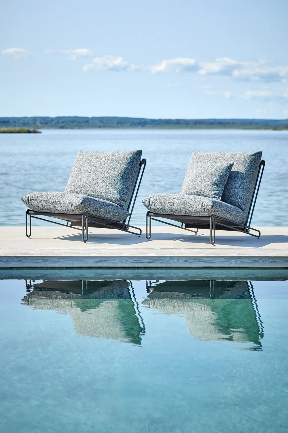 블릭스트 라운지 암체어, Black-teddy ant Brafab