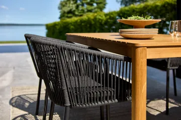 델타 암체어 - Black - Brafab