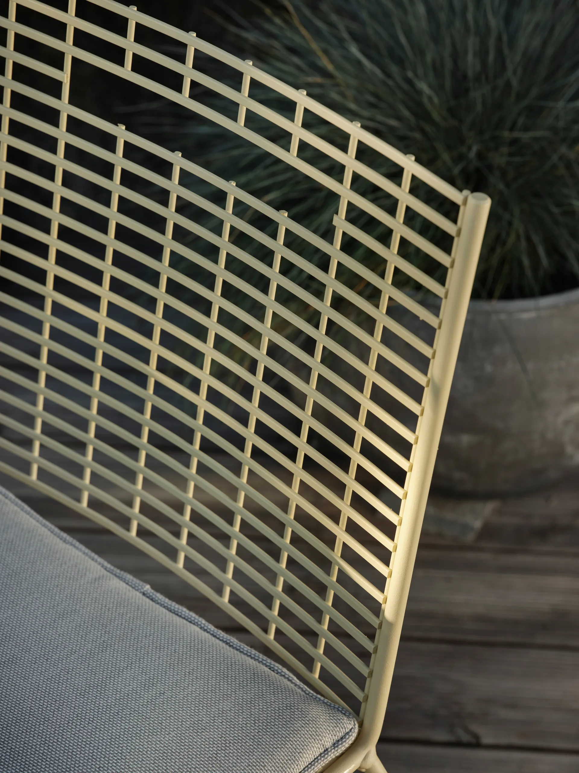 시나프 체어, Lemon Brafab